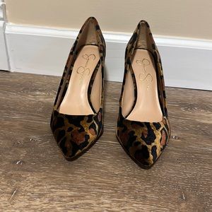 Leopard Pumps